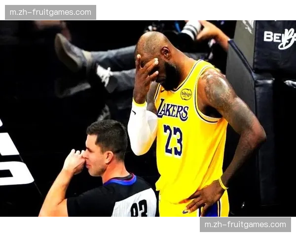 国王场均失分121分联盟垫底 防守协同不足致16连败 国王场均失分121分联盟垫底 防守协同不足致16连败